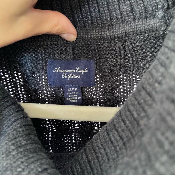 Vintage American Eagle XS Grey Chunky Cable Knit Cowl Turtleneck Sweater - Picture 5 of 6